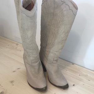 VINTAGE  Zodiac USA Cowgirl Boots Size: 8.5